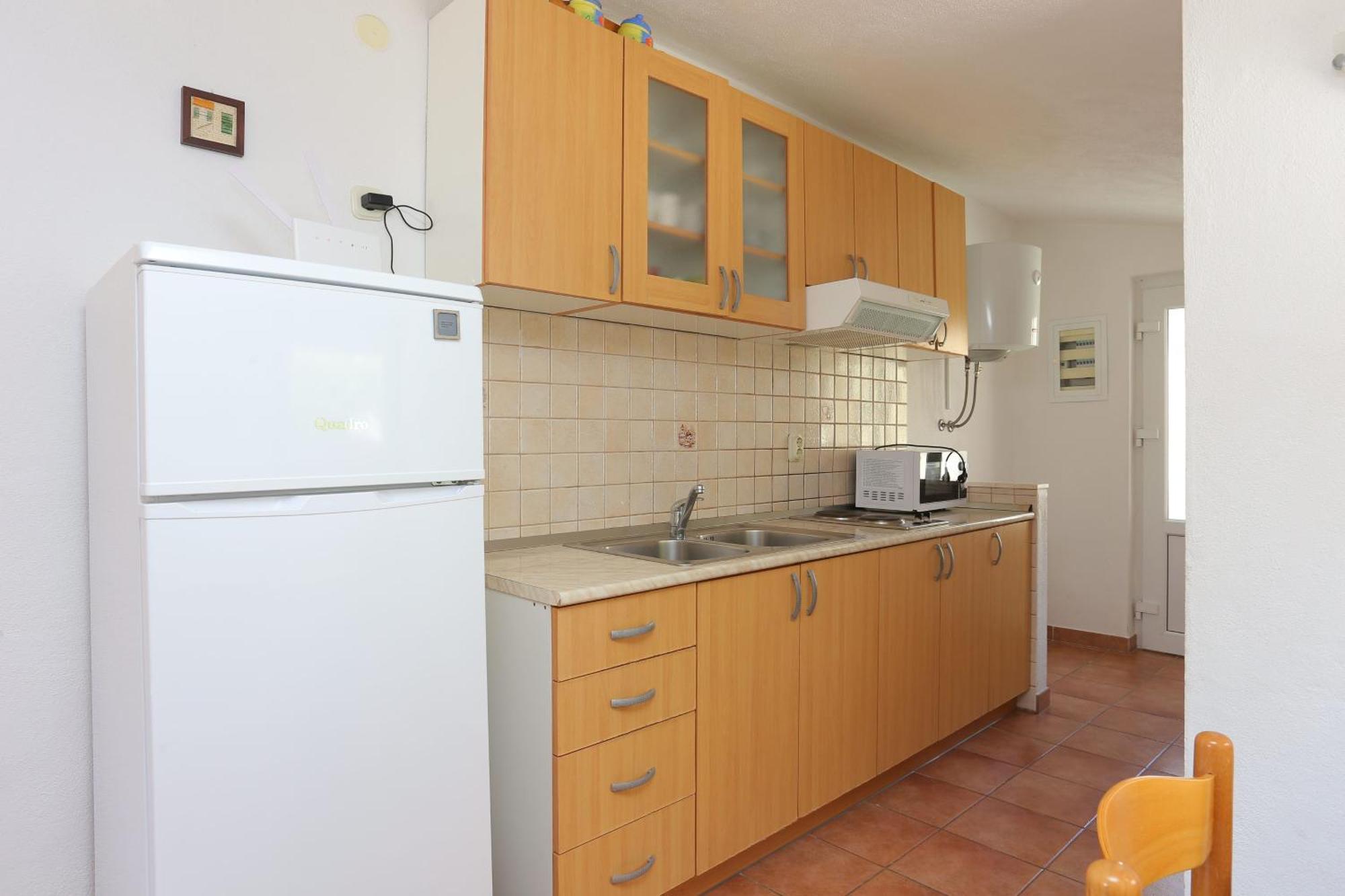 Apartments By The Sea Baska Voda, Makarska - 300 외부 사진