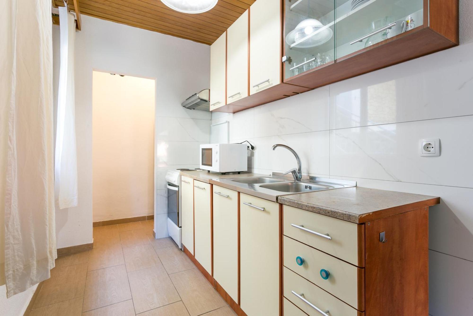 Apartments By The Sea Baska Voda, Makarska - 300 외부 사진